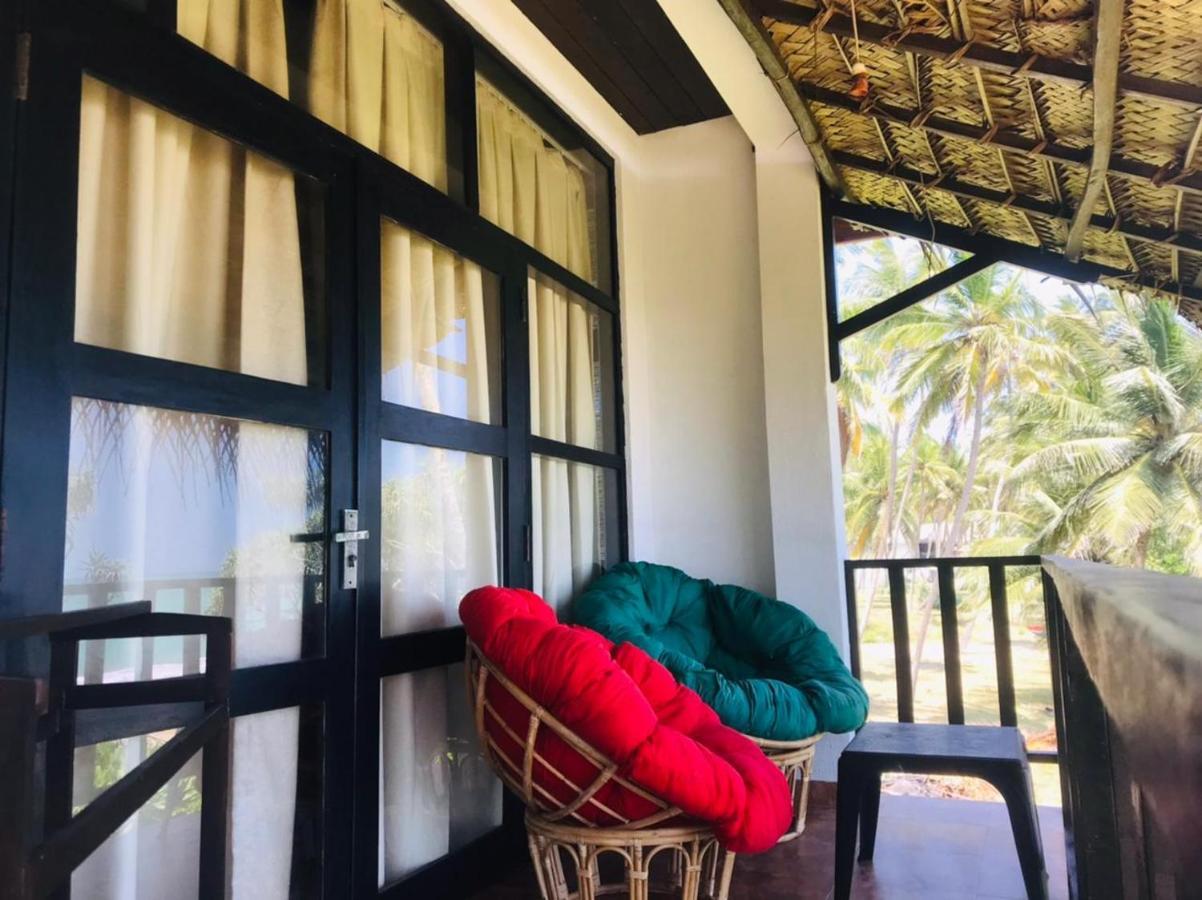 Blue Ocean Resort Netolpitiya ภายนอก รูปภาพ