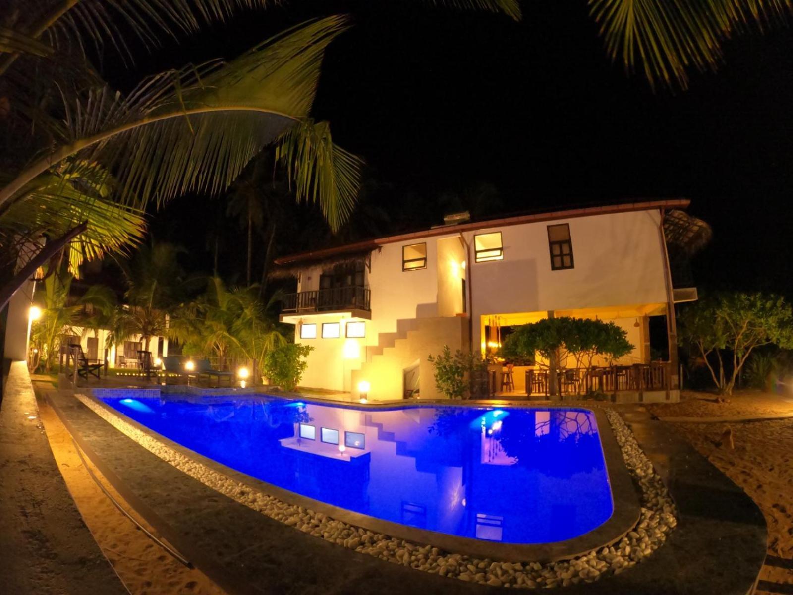 Blue Ocean Resort Netolpitiya ภายนอก รูปภาพ