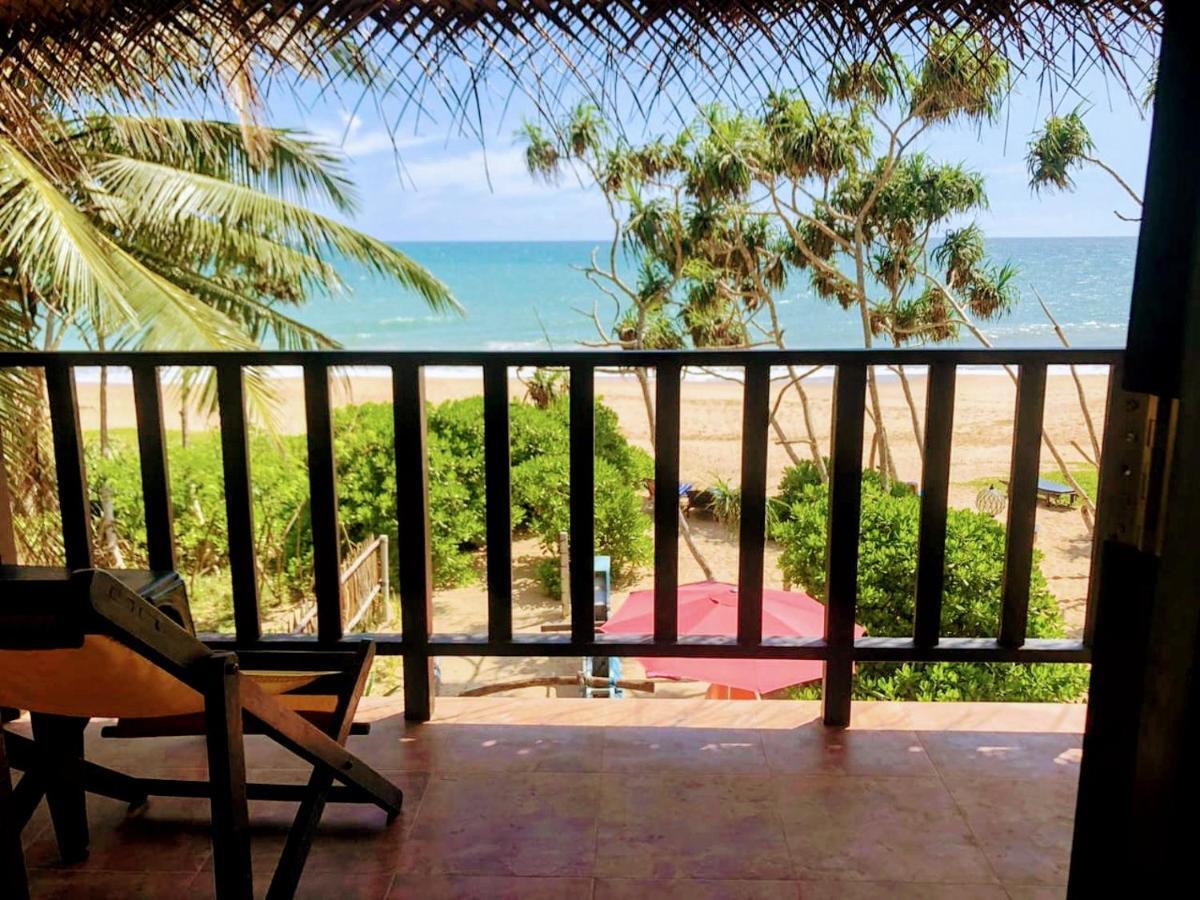Blue Ocean Resort Netolpitiya ภายนอก รูปภาพ