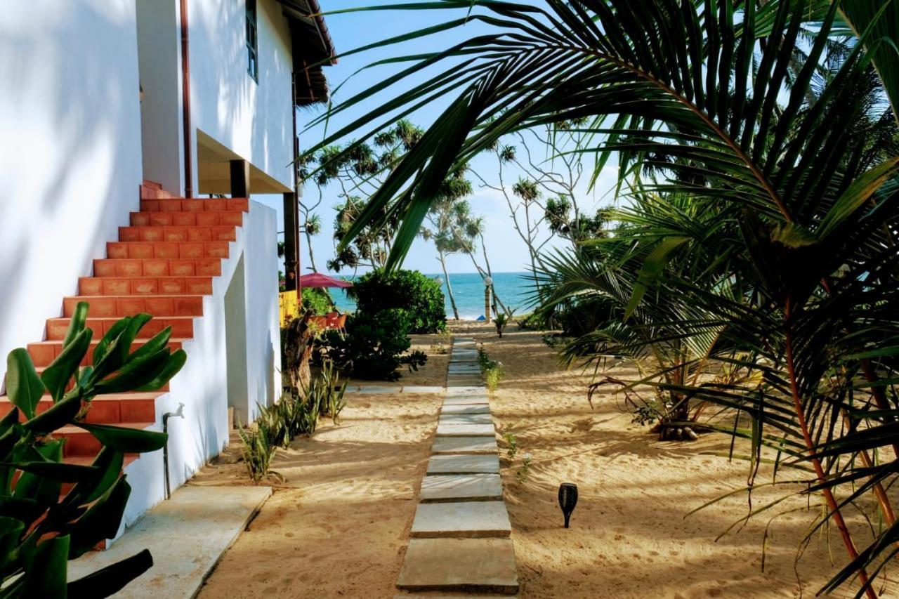 Blue Ocean Resort Netolpitiya ภายนอก รูปภาพ
