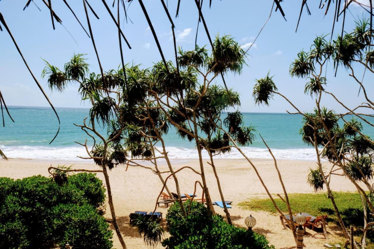 Blue Ocean Resort Netolpitiya ภายนอก รูปภาพ